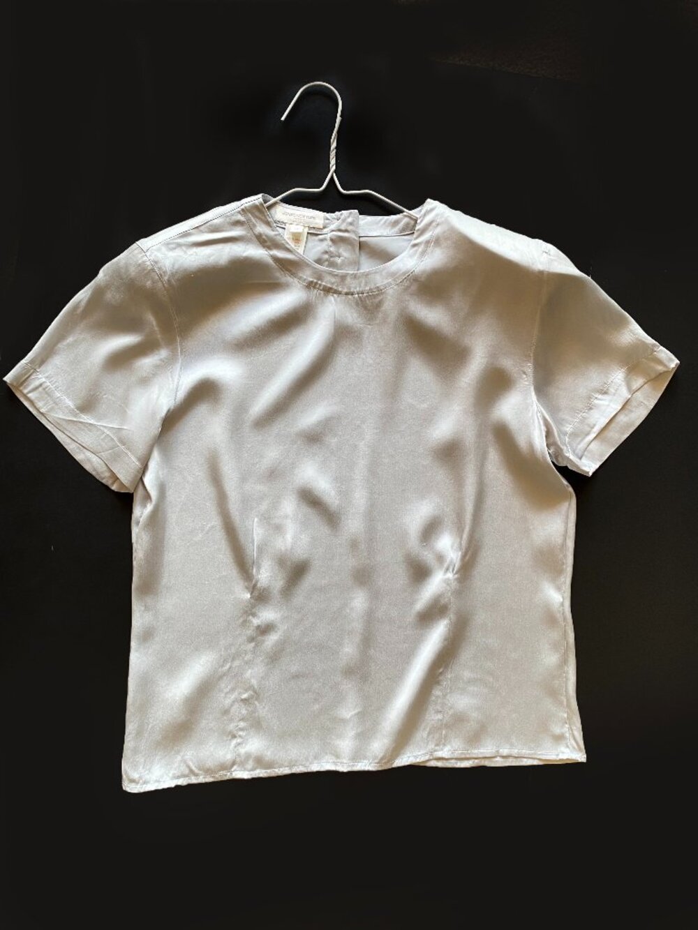 Jones New York 100% Silk Womens Size 8P Short Sleeve Top